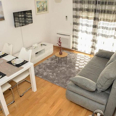 Apartment Leon Sa Privatnim Parkingom Задар Екстериор снимка